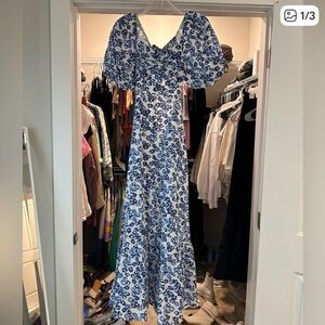 Free the Roses Blue & White Floral Puff-Sleeve Maxi Dress